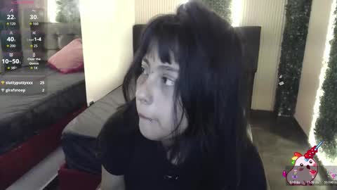 Sophi  online show from February 25, 1:58 pm