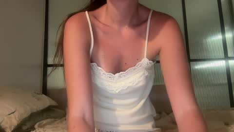 sophiaamaee online show from June 14, 11:40 pm