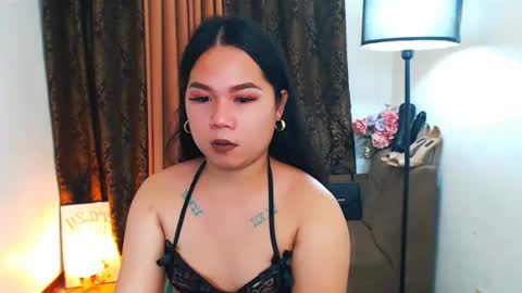 sophia will  make u day  online show from June 13, 9:42 am