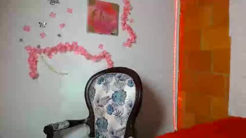 sophia online show from October 15, 11:16 pm