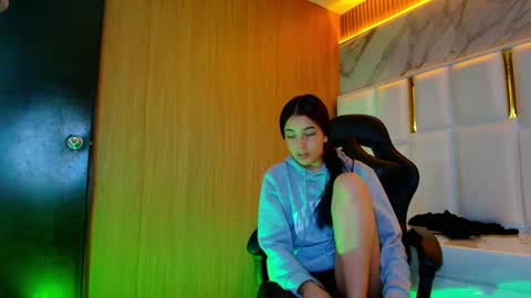 sophiadoll_tf online show from October 29, 8:42 pm