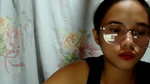 sophie_193 online show from June 13, 5:12 pm