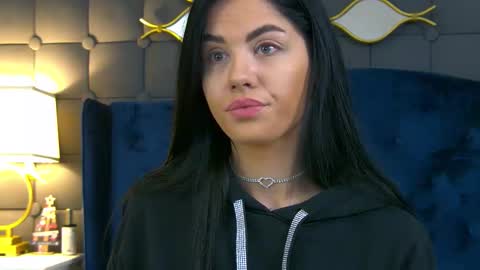 sophie__hill online show from January 9, 5:57 am