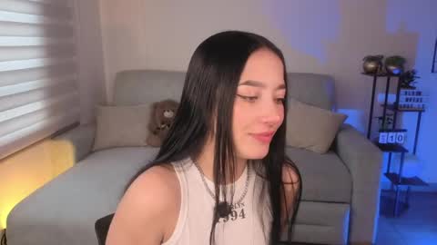 Sophie  online show from April 10, 3:06 pm