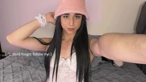 Sophie online show from December 4, 8:25 am