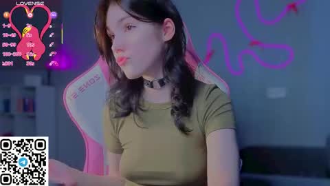 sophie_nomenal_ online show from February 20, 11:34 am