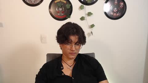 Snapshot of sophie_ross1 chatting on September 20, 4:15 am sophie_ross1 online show from September 20, 4:15 am