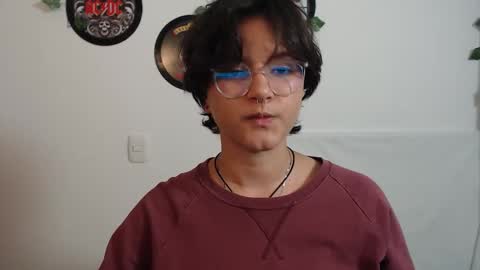 Snapshot of sophie_ross1 chatting on October 1, 4:22 am sophie_ross1 online show from October 1, 4:22 am