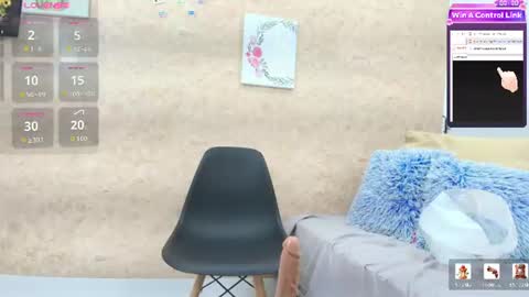 SOPHIE TYLER online show from June 16, 5:06 pm
