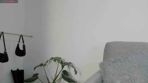sophie  online show from July 7, 11:41 pm