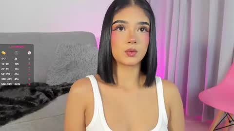 sophie  online show from June 12, 3:11 pm