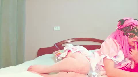 Snapshot of sophiechan69 chatting on January 12, 2:41 pm ShopieChan69 online show from January 12, 2:41 pm