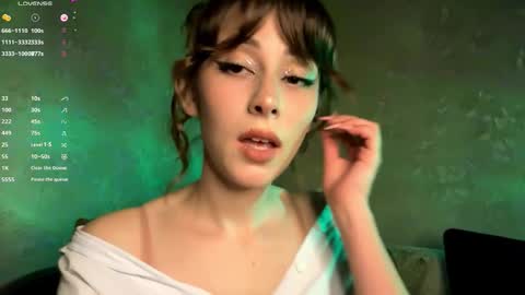 Mira online show from November 4, 6:09 pm