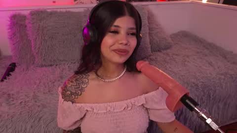 Sophiee  online show from February 13, 8:56 pm