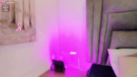 Sophie  online show from July 29, 11:21 am