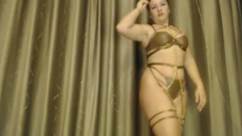 sophieluxe online show from December 21, 10:38 pm