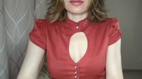 Sophiemisss online show from April 2, 7:05 am