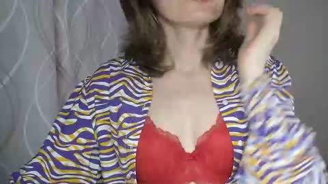 Sophiemisss online show from June 18, 6:19 am