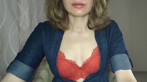Sophiemisss online show from June 9, 7:52 am