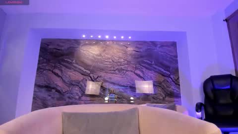 Sophie  Palmer online show from September 22, 1:59 pm