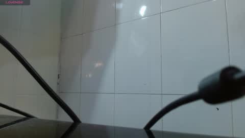 S O P H I E online show from December 18, 3:35 am