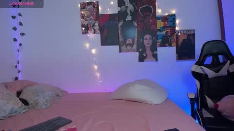 Sophie online show from January 17, 11:38 am