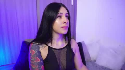 Sophiie online show from August 9, 3:34 am