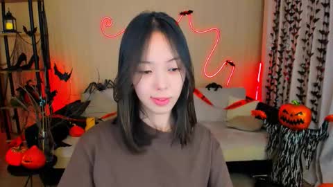 soulharmoonyy online show from October 24, 1:45 pm