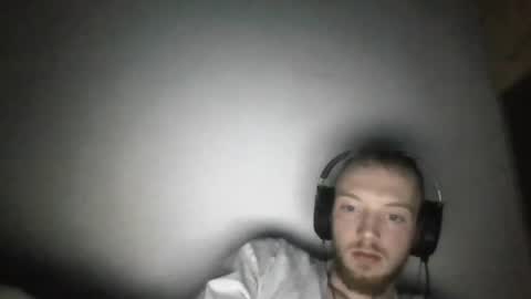 soumi854640 online show from November 14, 9:16 pm