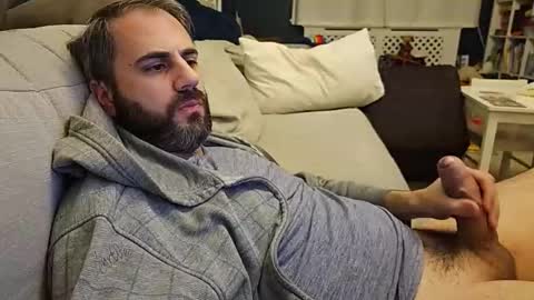 south_african_man_86 online show from February 5, 11:19 pm