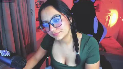 Lili online show from November 10, 3:53 am