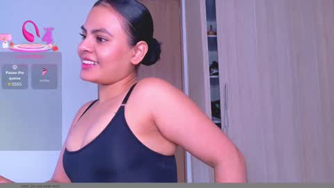 Naty online show from October 4, 7:11 pm