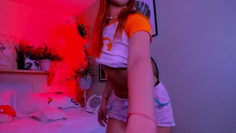 Sarah Valentina online show from February 26, 10:16 am