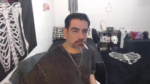 El Carlitos online show from June 4, 7:47 am