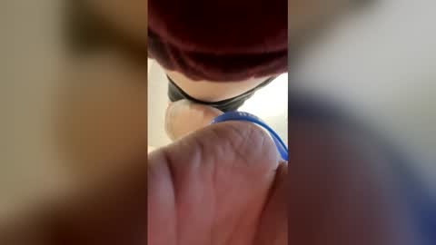 sp696804 online show from June 7, 11:43 pm