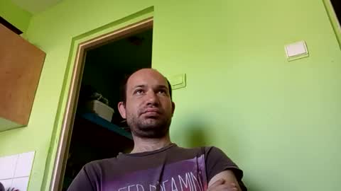 Snaiky online show from April 8, 10:07 am