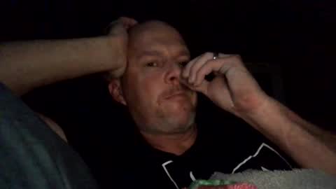 sparkybull135 online show from January 1, 12:44 pm