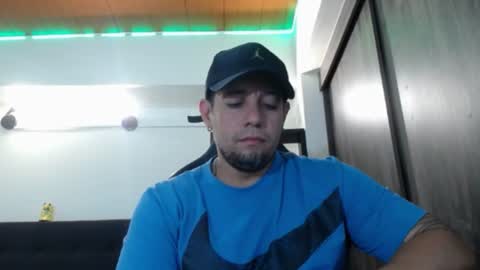     online show from August 1, 5:42 am