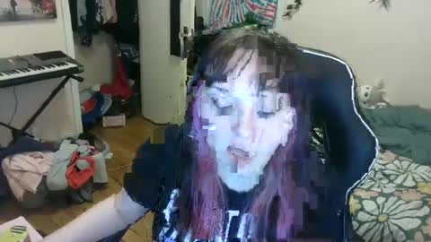 Snapshot of spawnofademon chatting on February 22, 1:00 am spawnofademon online show from February 22, 1:00 am