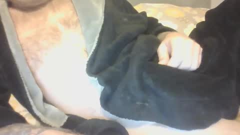 Snapshot of species98 chatting on January 18, 8:41 am species online show from January 18, 8:41 am