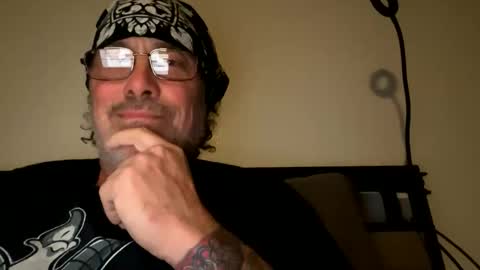 specter1972 online show from March 8, 12:00 am