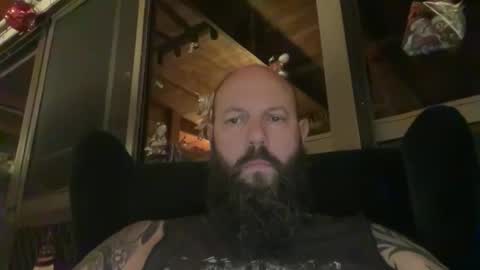 Beard Guy online show from December 5, 11:08 am