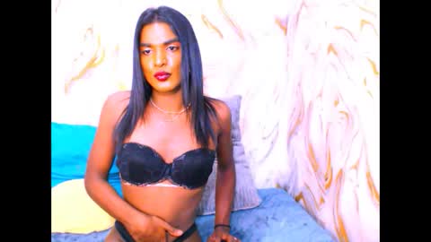 spicybarbie4u online show from March 11, 8:01 pm