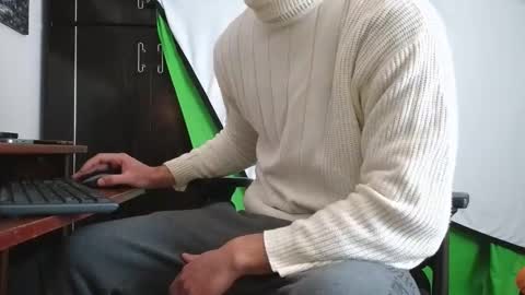 Marco. When Im offline you can view premium content in bio online show from November 25, 10:03 am