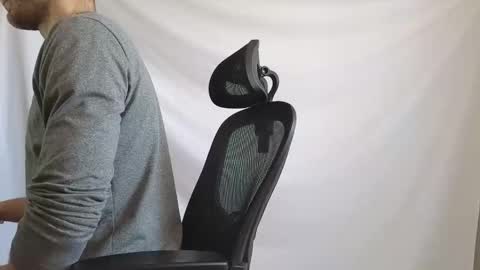 Marco. When Im offline you can view premium content in bio online show from April 11, 8:51 am