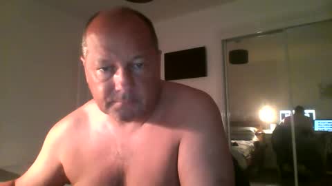 Snapshot of spidey1051a chatting on September 19, 6:50 am spidey1051a online show from September 19, 6:50 am