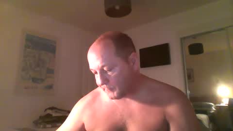 Snapshot of spidey1051a chatting on March 3, 7:07 pm spidey1051a online show from March 3, 7:07 pm
