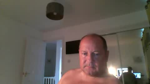 Snapshot of spidey1051a chatting on October 11, 8:08 am spidey1051a online show from October 11, 8:08 am