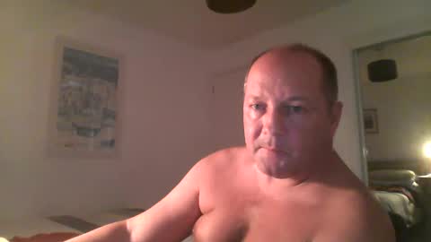 Snapshot of spidey1051a chatting on February 26, 3:54 pm spidey1051a online show from February 26, 3:54 pm
