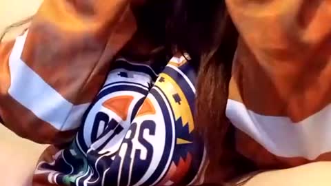 Vanessa Spade online show from February 4, 6:17 am